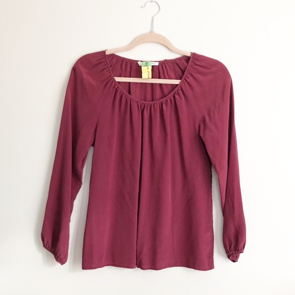 Banana Republic Tops - Banana Republic Silk Peasant Blouse